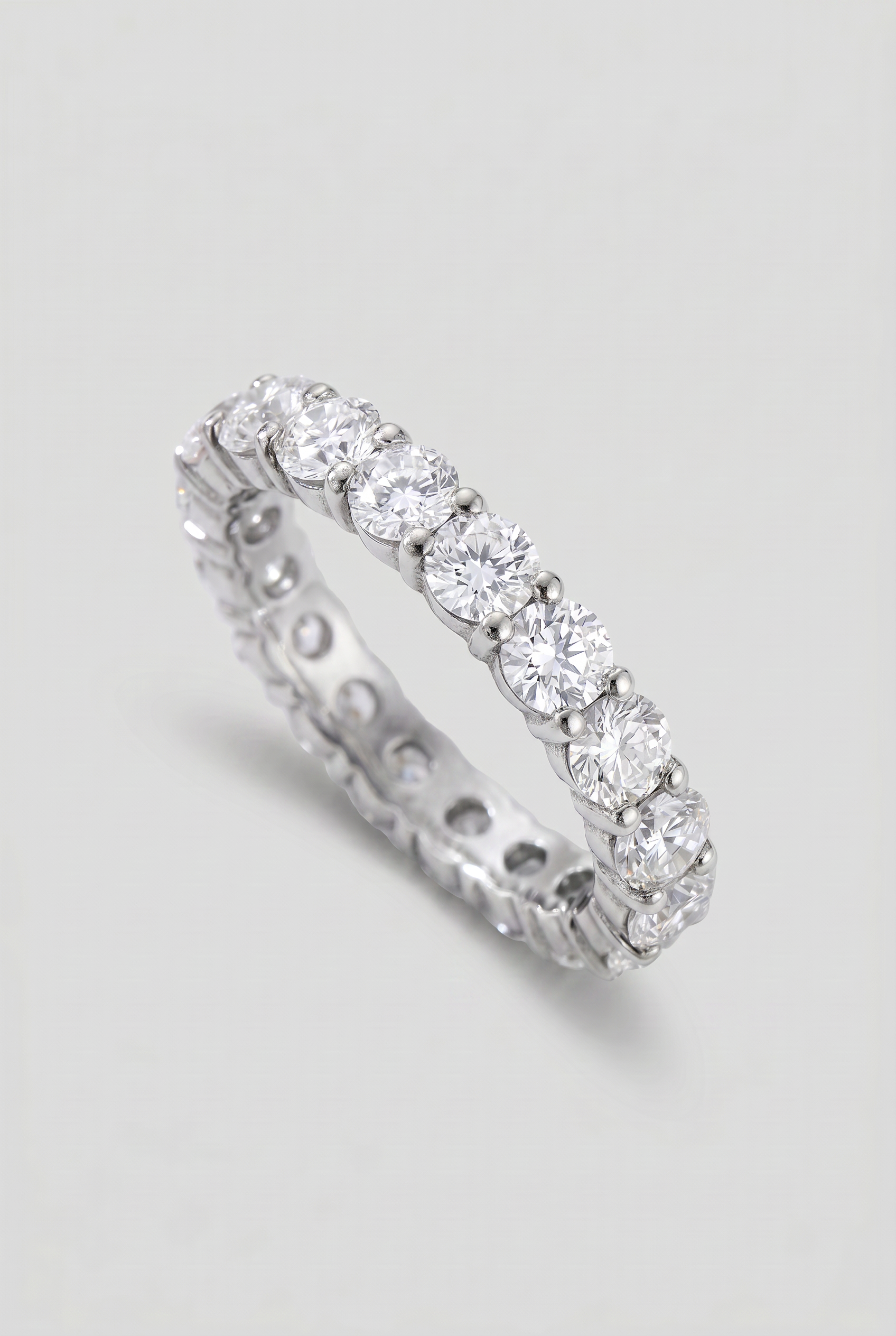Anillo de diamantes y oro blanco Eternity Crassus