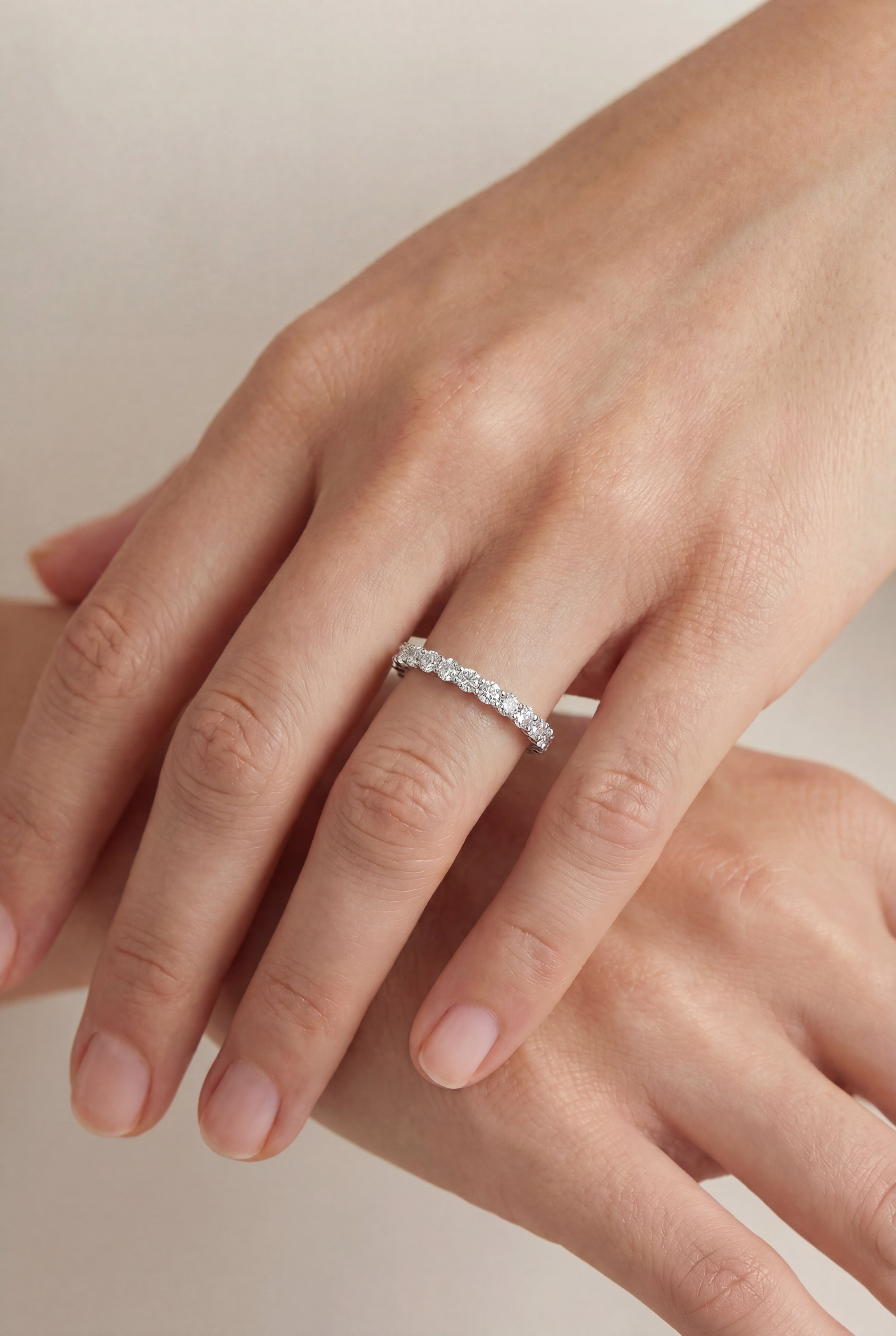 Anillo de diamantes y oro blanco Eternity Crassus