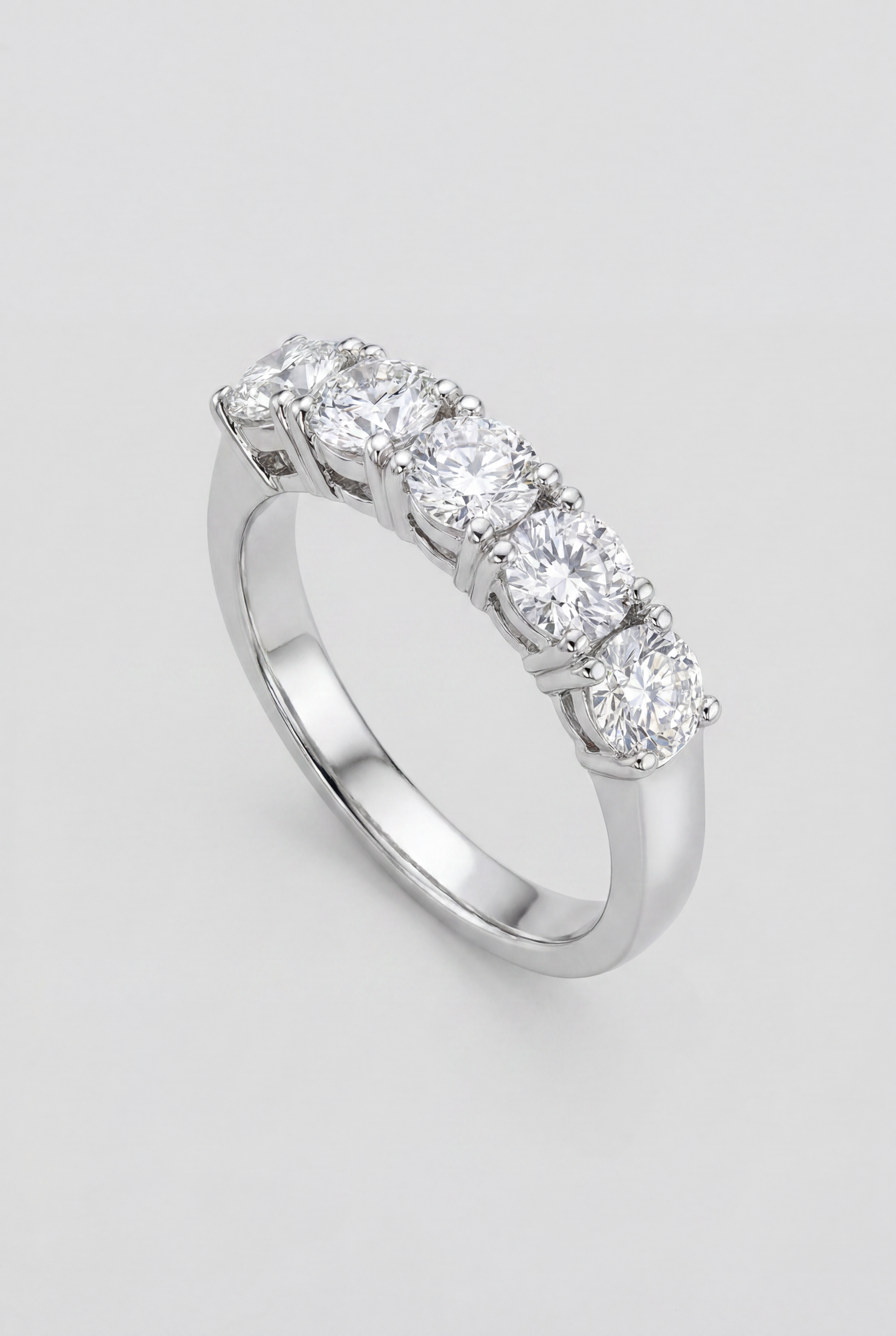 Anillo de diamantes y oro blanco Cinquillo Sila