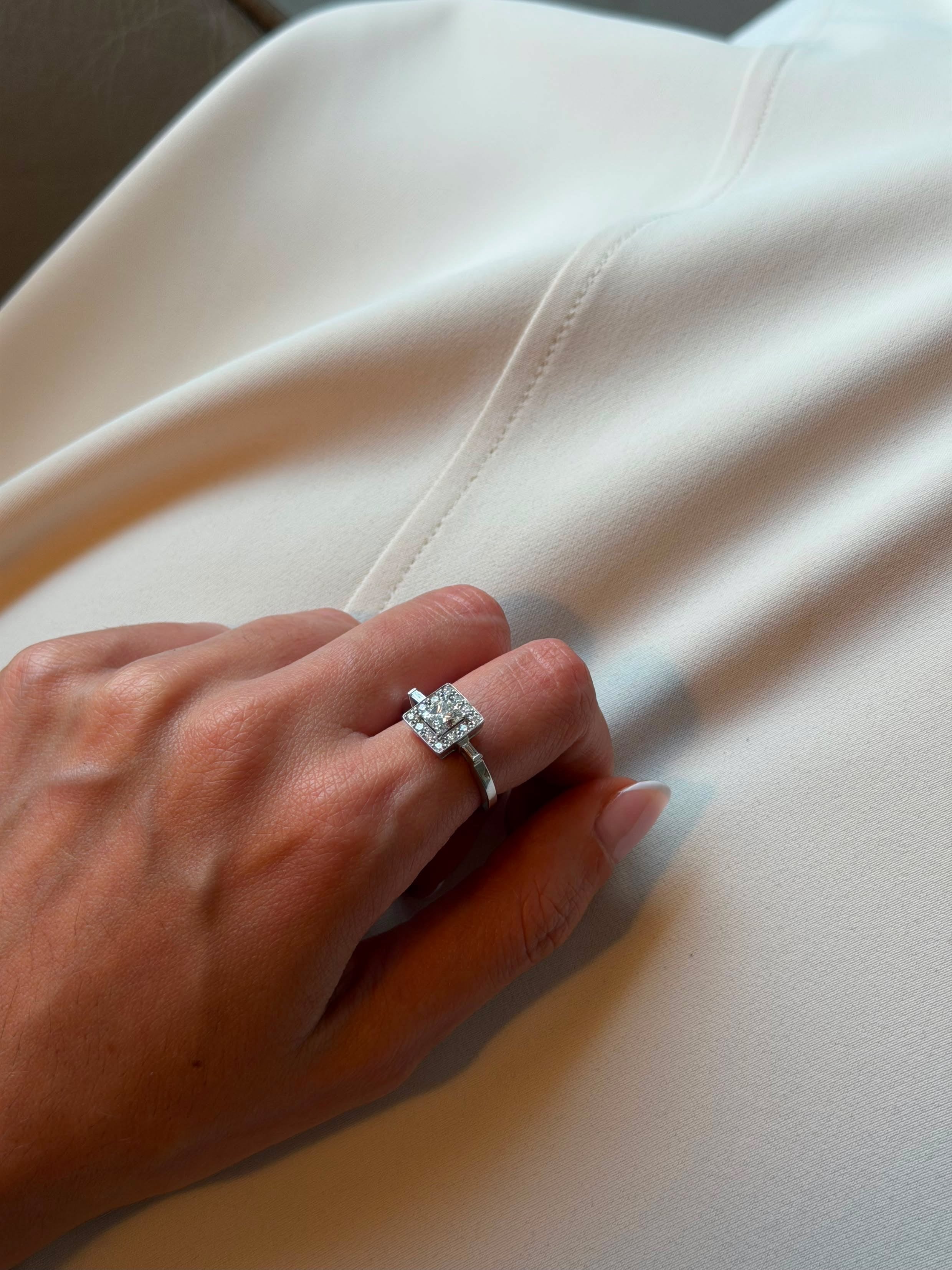 Anillo Art Déco con Diamante Talla Princesa Oro Blanco | Ithaca