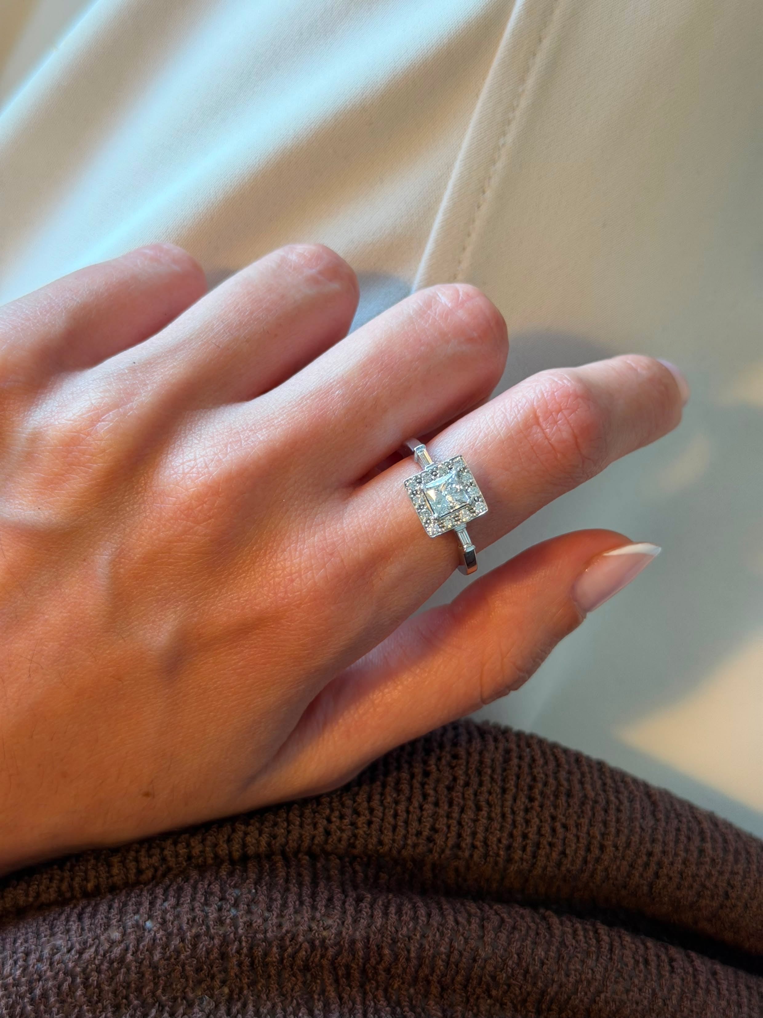 Anillo Art Déco con Diamante Talla Princesa Oro Blanco | Ithaca