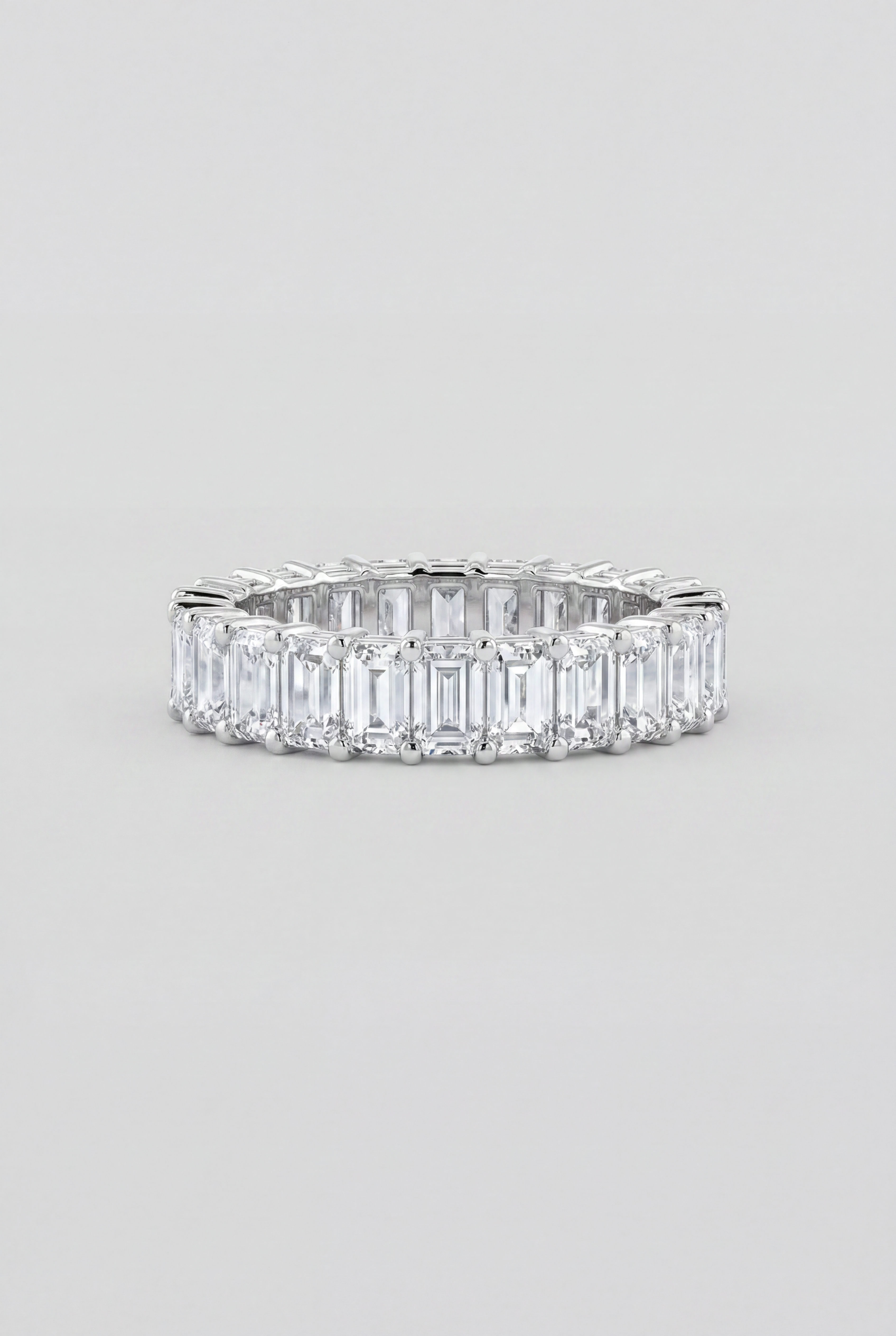 Anillo de diamantes y oro blanco Eternity Apenino
